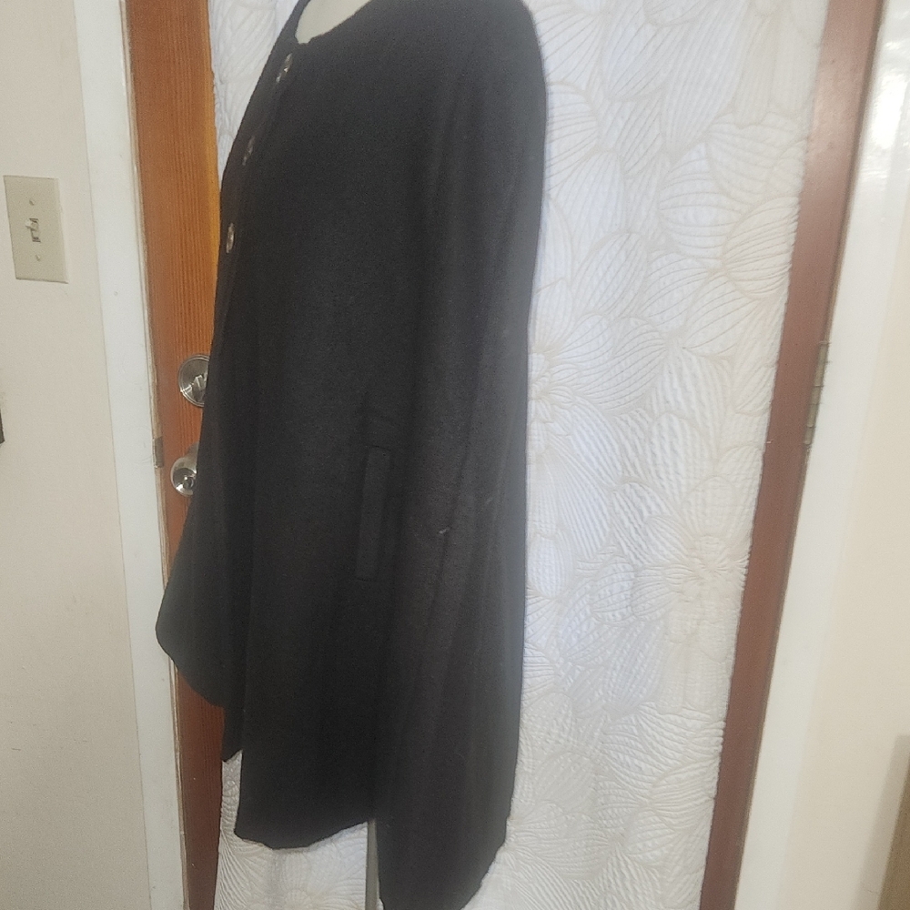 MOONAR Black Women's Fully Lined Carolers Cape/Jacket Size Large NWT - Picture 10 of 13